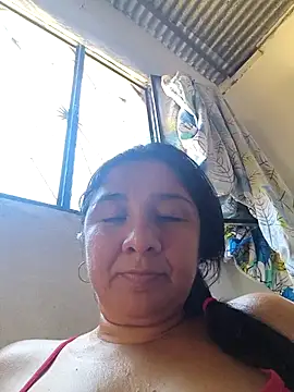 noemy-25 online show from May 2026 04:46:02 PM
