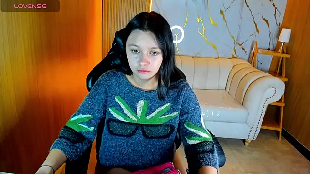 Snapshot of HoneyDoll_tf chatting on June 2026 01:04:01 PM HoneyDoll tf online show from June 2026 01:04:01 PM