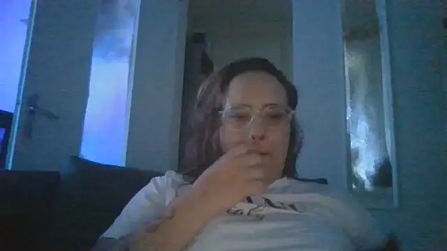 Snapshot of maitresse_eva64 chatting on June 2026 02:15:02 PM maitresse eva64 online show from June 2026 02:15:02 PM