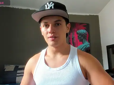 Snapshot of Erick_Wallace chatting on June 2026 06:02:01 PM Erick Wallace online show from June 2026 06:02:01 PM