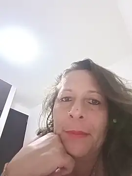 Snapshot of Nikki_milf69 chatting on May 2026 05:14:02 AM Nikki milf69 online show from May 2026 05:14:02 AM