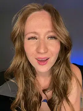 Snapshot of Freyastimeee chatting on June 2026 10:01:02 PM Freyastimeee online show from June 2026 10:01:02 PM