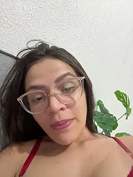 Snapshot of Sarah__hot chatting on May 2026 12:18:01 AM Sarah hot online show from May 2026 12:18:01 AM