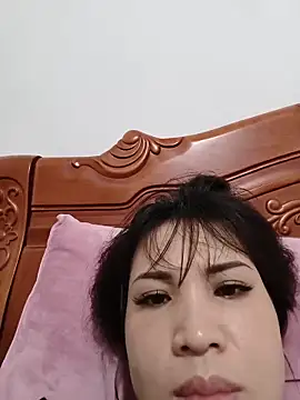 Snapshot of rosex-Z chatting on May 2026 10:42:01 AM rosex-Z online show from May 2026 10:42:01 AM