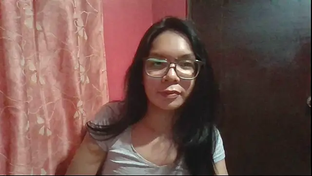 Snapshot of mamacitttaa chatting on July 2026 04:13:01 PM mamacitttaa online show from July 2026 04:13:01 PM