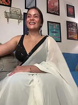 Leena singh1 online show from August 2026 04:38:02 PM