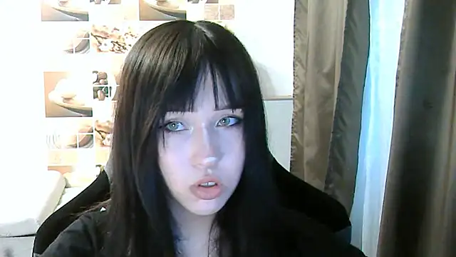 Snapshot of NoirEva chatting on June 2026 05:33:02 PM NoirEva online show from June 2026 05:33:02 PM