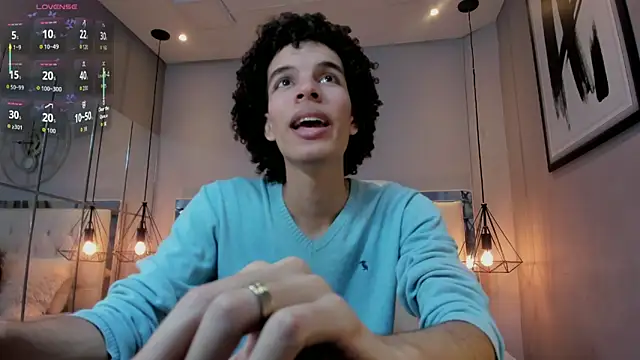 Snapshot of felix_haze chatting on June 2026 05:23:01 PM felix haze online show from June 2026 05:23:01 PM