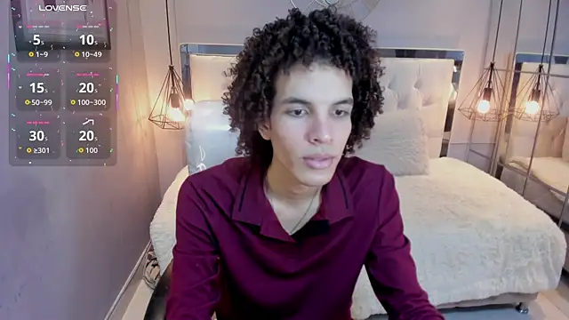 Snapshot of felix_haze chatting on June 2026 05:28:02 PM felix haze online show from June 2026 05:28:02 PM