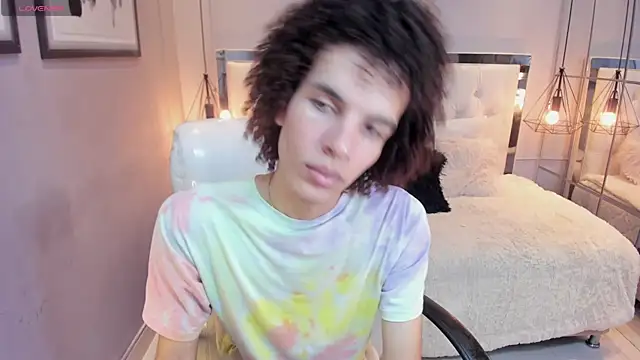 Snapshot of felix_haze chatting on June 2026 05:40:02 PM felix haze online show from June 2026 05:40:02 PM