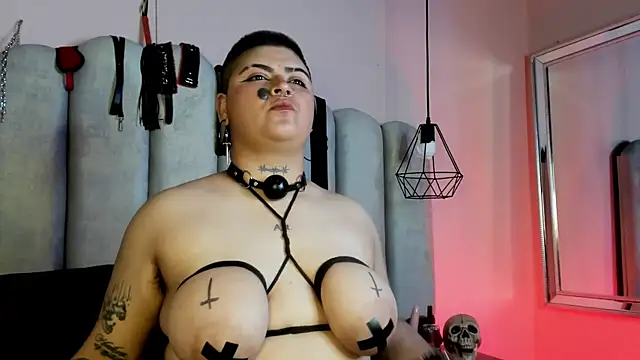 BravenRaven  online show from May 2026 12:23:02 PM