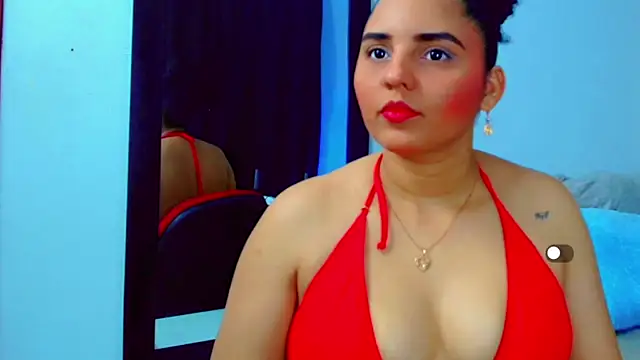 Snapshot of Sol__Latina chatting on June 2026 02:59:01 AM Sol Latina online show from June 2026 02:59:01 AM