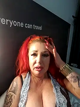 Snapshot of AshleyGinger__ chatting on June 2026 09:42:01 PM AshleyGinger online show from June 2026 09:42:01 PM