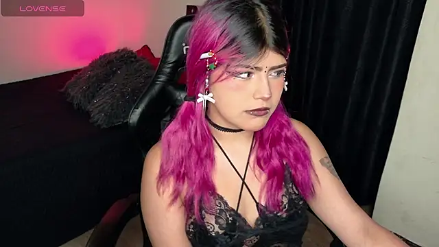 aurora winslow online show from July 2026 10:27:02 PM