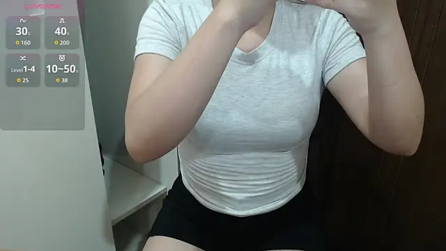 Snapshot of ani-want chatting on June 2026 01:09:01 AM ani-want online show from June 2026 01:09:01 AM