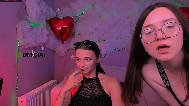 Snapshot of caroline_honeyy chatting on July 2026 06:58:02 PM caroline honeyy online show from July 2026 06:58:02 PM