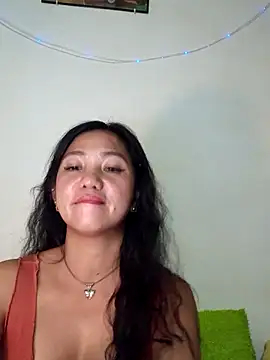 Snapshot of tinahturndo chatting on July 2026 05:55:02 PM tinahturndo online show from July 2026 05:55:02 PM