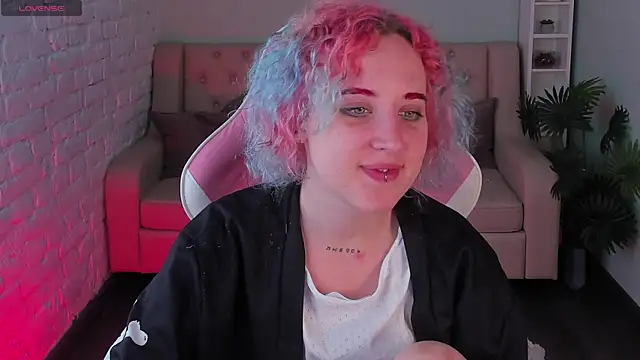 ScarlettSparkss online show from May 2026 01:28:02 PM
