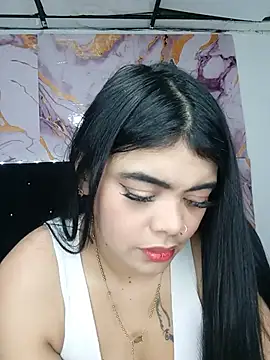 luxuryluna online show from June 2026 12:44:01 AM