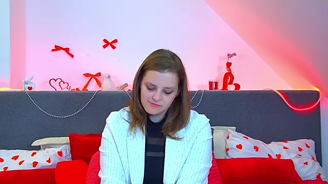AlexaAvery online show from July 2026 06:59:02 AM