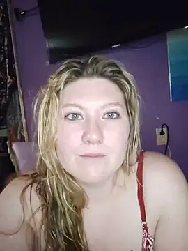Snapshot of TasteMeVixen69 chatting on June 2026 02:32:02 AM TasteMeVixen69 online show from June 2026 02:32:02 AM