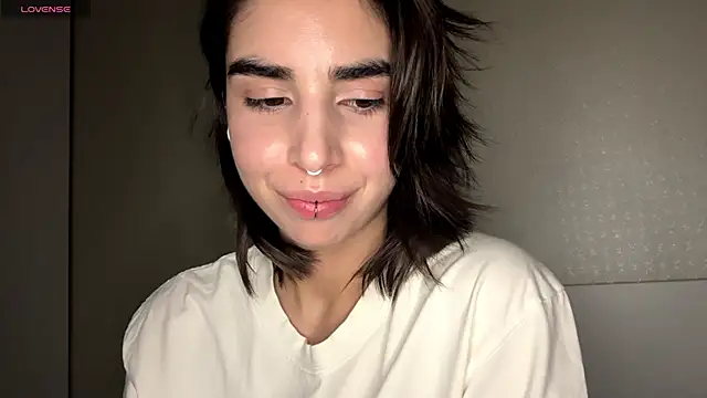 Snapshot of JessiaRuezga chatting on July 2026 01:24:01 PM JessiaRuezga online show from July 2026 01:24:01 PM