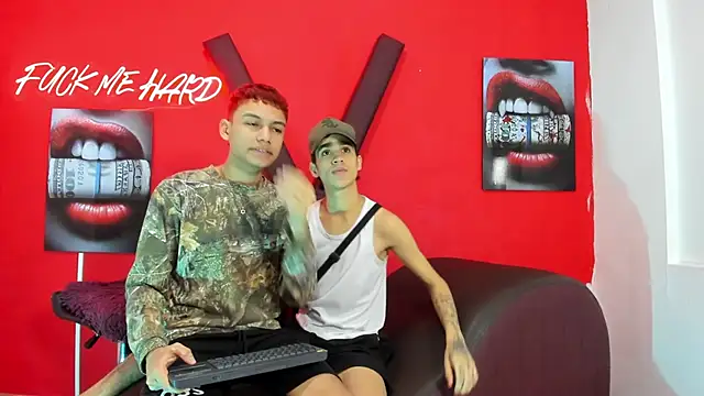 KING LOVERS1 online show from May 2026 07:26:01 AM