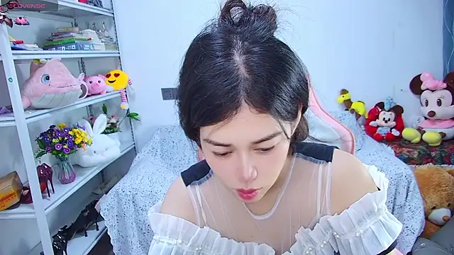 QinQin-888 online show from June 2026 10:54:01 PM