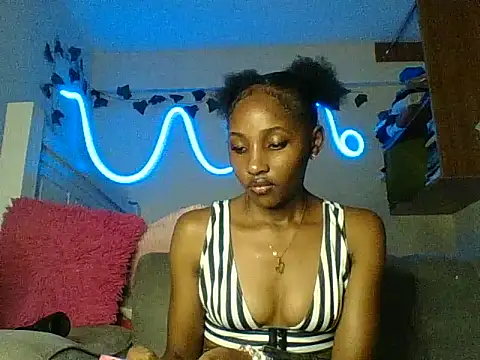 Snapshot of Velvet_peach chatting on July 2026 05:37:02 PM Velvet peach online show from July 2026 05:37:02 PM