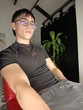 Snapshot of Salvatore_angelo chatting on May 2026 03:47:01 AM Salvatore angelo online show from May 2026 03:47:01 AM