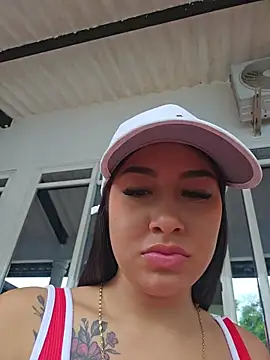 Snapshot of Luisa_Madrid chatting on June 2026 11:32:02 AM Luisa Madrid online show from June 2026 11:32:02 AM