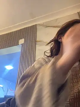 Manelykswift online show from June 2026 06:14:01 PM