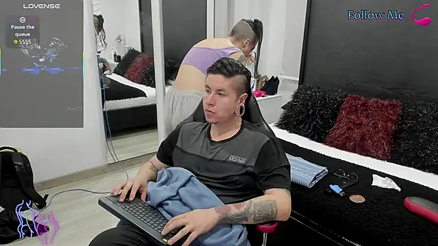 Snapshot of inkedsinners_ chatting on June 2026 11:09:02 AM inkedsinners online show from June 2026 11:09:02 AM
