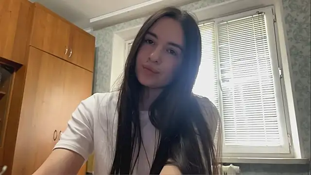 Snapshot of CarolineRu chatting on May 2026 09:59:01 AM CarolineRu online show from May 2026 09:59:01 AM