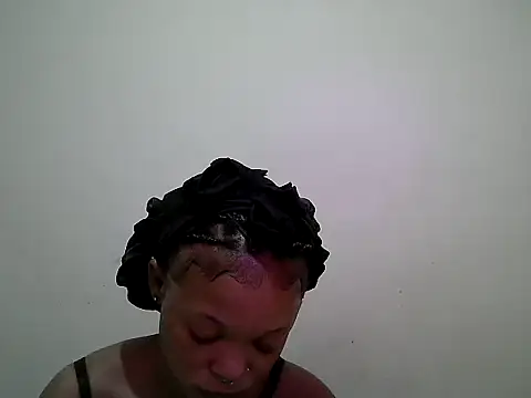 Snapshot of Miss_rihanna chatting on June 2026 06:22:02 AM Miss rihanna online show from June 2026 06:22:02 AM