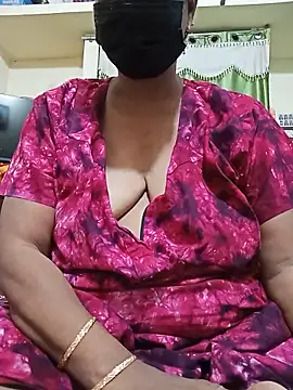 Snapshot of Ramya111_Tamil chatting on June 2026 07:28:01 AM Ramya111 Tamil online show from June 2026 07:28:01 AM