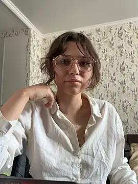 Snapshot of Yuna_Gasai chatting on May 2026 11:16:01 AM Yuna Gasai online show from May 2026 11:16:01 AM