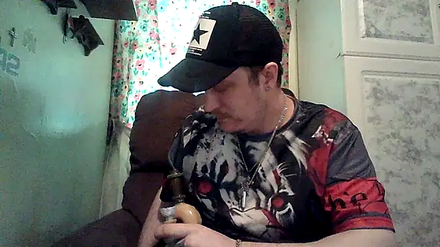 Snapshot of JoeFavorite69 chatting on June 2026 10:13:02 PM JoeFavorite69 online show from June 2026 10:13:02 PM