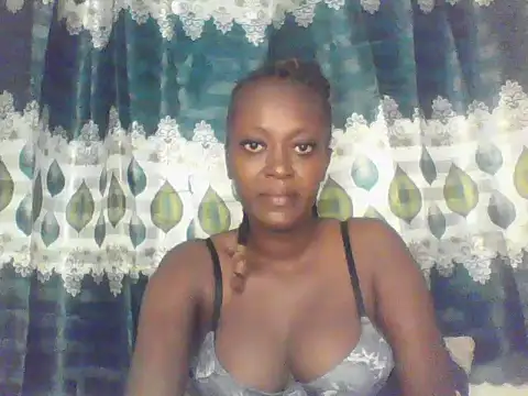 Snapshot of Beutymelani chatting on May 2026 01:18:01 PM Beutymelani online show from May 2026 01:18:01 PM