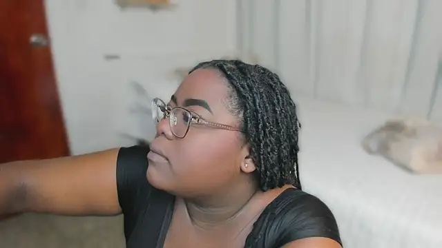 Ayanaa Ebony  online show from June 2026 11:19:02 AM