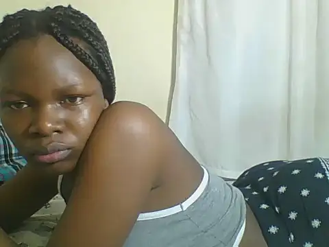 Snapshot of Sweetgal2025 chatting on June 2026 06:47:01 PM Sweetgal2025 online show from June 2026 06:47:01 PM