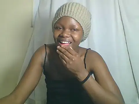 Snapshot of Sweetgal2025 chatting on July 2026 03:13:01 AM Sweetgal2025 online show from July 2026 03:13:01 AM