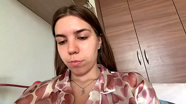 Snapshot of LaurindaStalford chatting on June 2026 04:02:01 PM LaurindaStalford online show from June 2026 04:02:01 PM