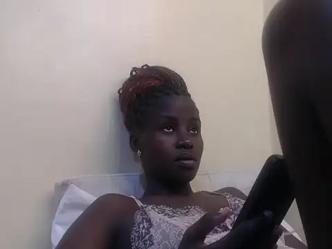 Snapshot of Sexxy-skinny chatting on June 2026 12:26:02 PM Sexxy-skinny online show from June 2026 12:26:02 PM