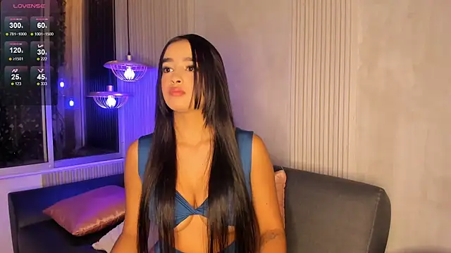 Snapshot of VanesaGuzman chatting on June 2026 11:57:02 AM VanesaGuzman online show from June 2026 11:57:02 AM