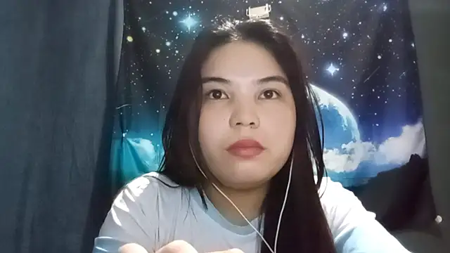Snapshot of RosariaSuglia chatting on May 2026 10:43:01 AM RosariaSuglia online show from May 2026 10:43:01 AM