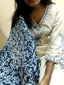 Snapshot of Shanaya_001 chatting on June 2026 05:12:02 AM Shanaya 001 online show from June 2026 05:12:02 AM