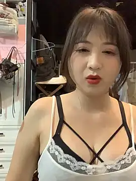 Snapshot of A-lanlan chatting on May 2026 02:11:02 PM A-lanlan online show from May 2026 02:11:02 PM