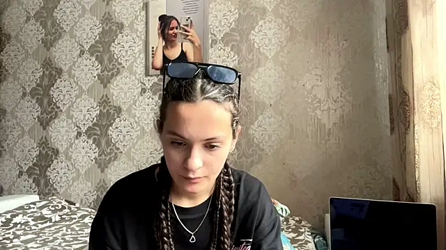 MarlynSiefkes online show from July 2026 10:39:01 AM