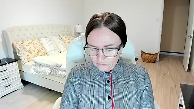 Vika73 online show from September 2025 02:39:02 PM